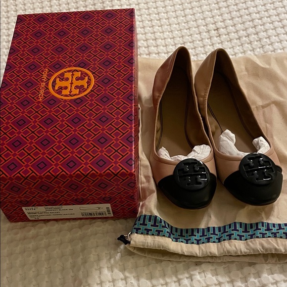 Tory Burch Shoes - Tory Burch Tan Black minnie cap toe ballet leather 10